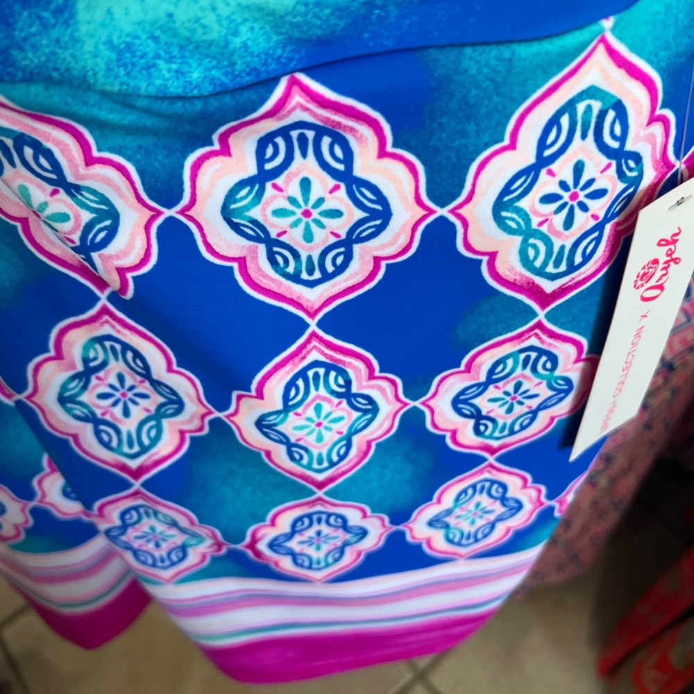 Aryeh Blue and Pink Resort